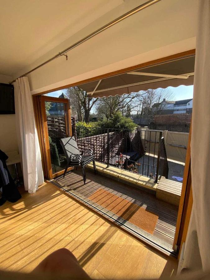 Апартаменты Luxury 2 Bed With Sw Facing Terrace *